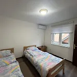 Apartments Elida