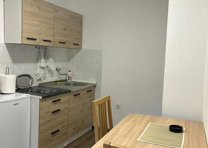 Apartments Elida